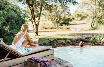 Honeymooners Receive 50% off the rate for one Partner
